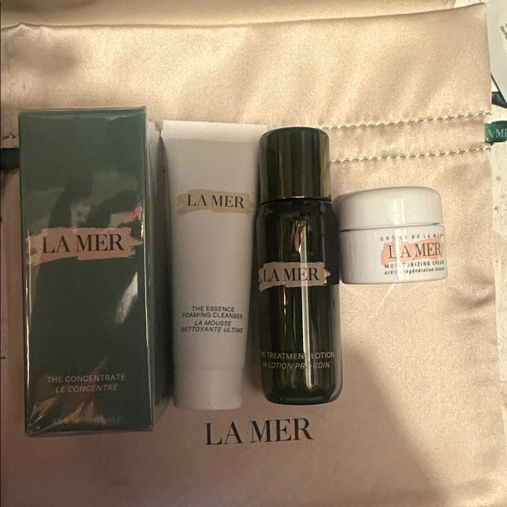 La Mer essentials - Picture 3 of 3